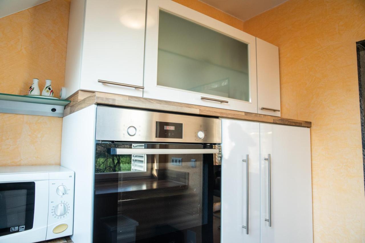 Ferienwohnung Ella Meckenbeuren Exterior photo