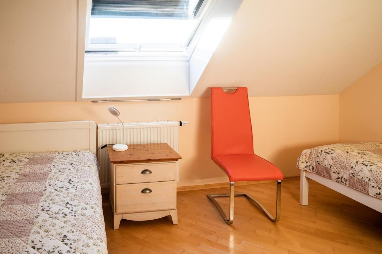 Ferienwohnung Ella Meckenbeuren Exterior photo