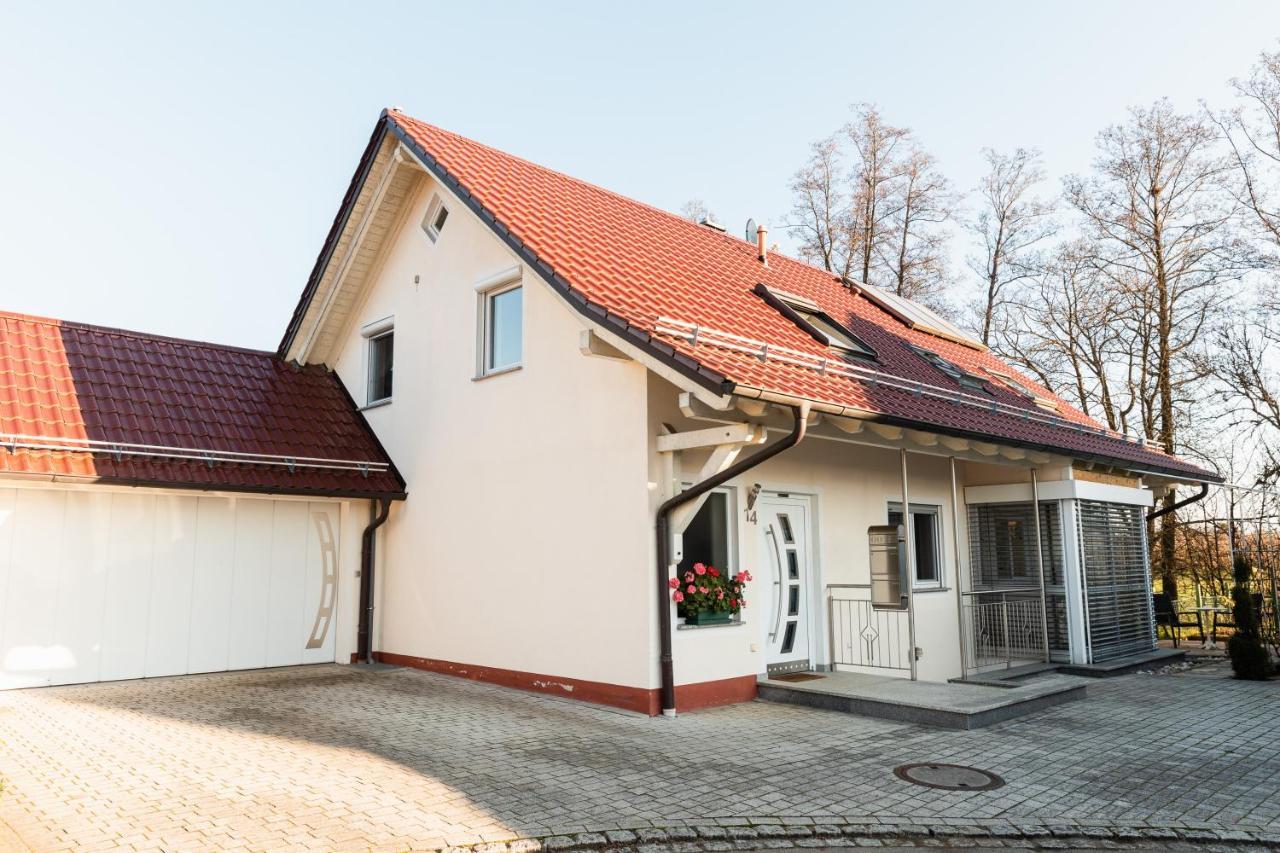 Ferienwohnung Ella Meckenbeuren Exterior photo